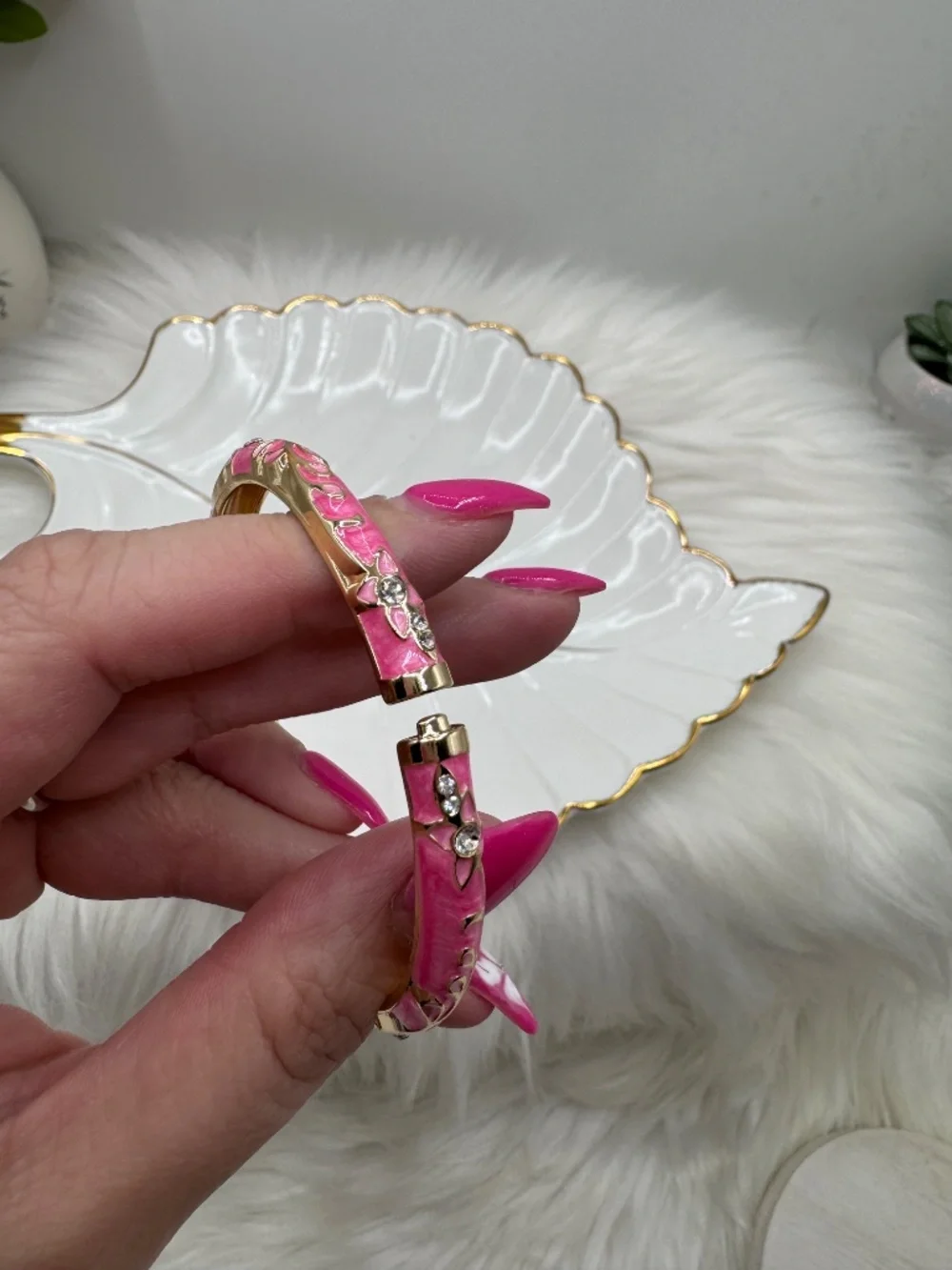 Pink Enamel Gold-Tone Floral Cloisonne Bangle Bracelet - Picture 6 of 6
